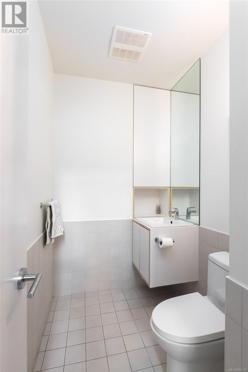 5 2910 Shelbourne St, Victoria, British Columbia  V8R 4M6 - Photo 15 - 994749