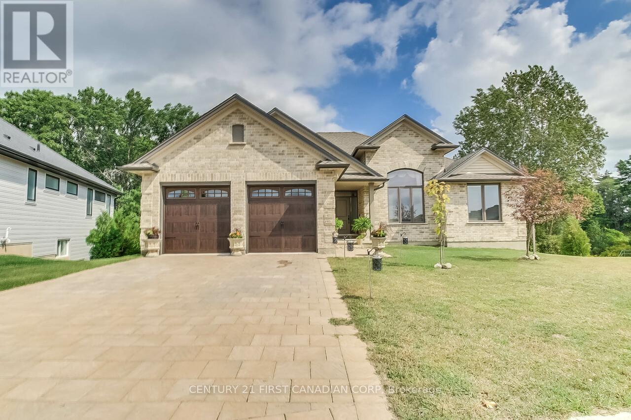2129 Lockwood Crescent E, Strathroy-Caradoc, Ontario  N0L 1W0 - Photo 2 - X12110941