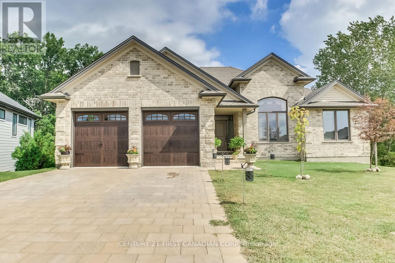 2129 Lockwood Crescent E, Strathroy-Caradoc, Ontario  N0L 1W0 - Photo 3 - X12110941
