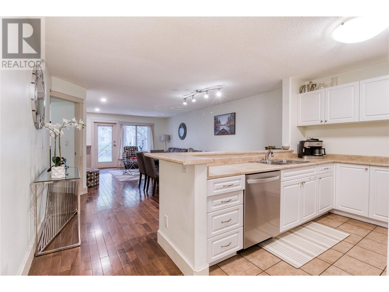 301 Browne Road Unit# 110, Vernon, British Columbia  V1T 7M2 - Photo 3 - 10342739