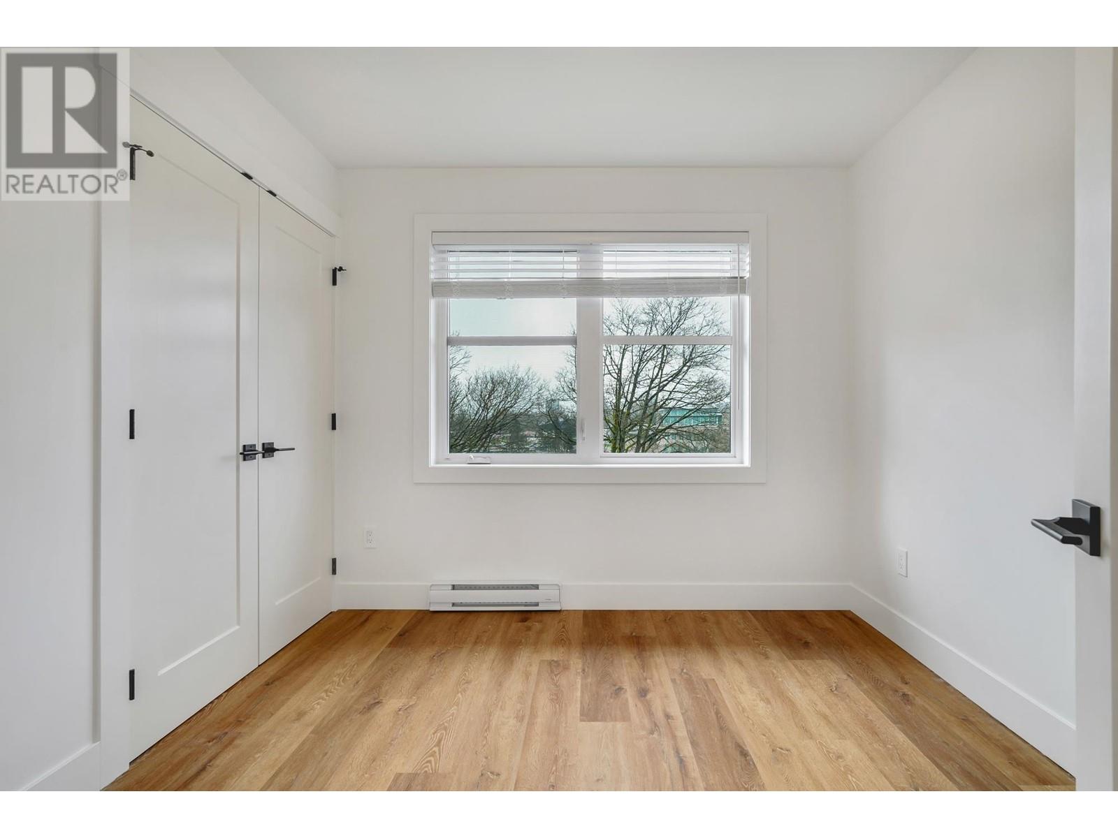 45 E Eighth Avenue, New Westminster, British Columbia  V3L 4J4 - Photo 14 - R2995733