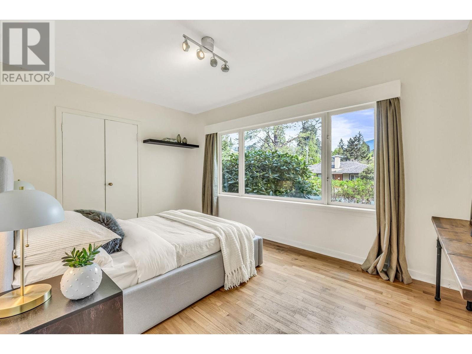 1031 Belmont Avenue, North Vancouver, British Columbia  V7R 1K3 - Photo 17 - R2995739
