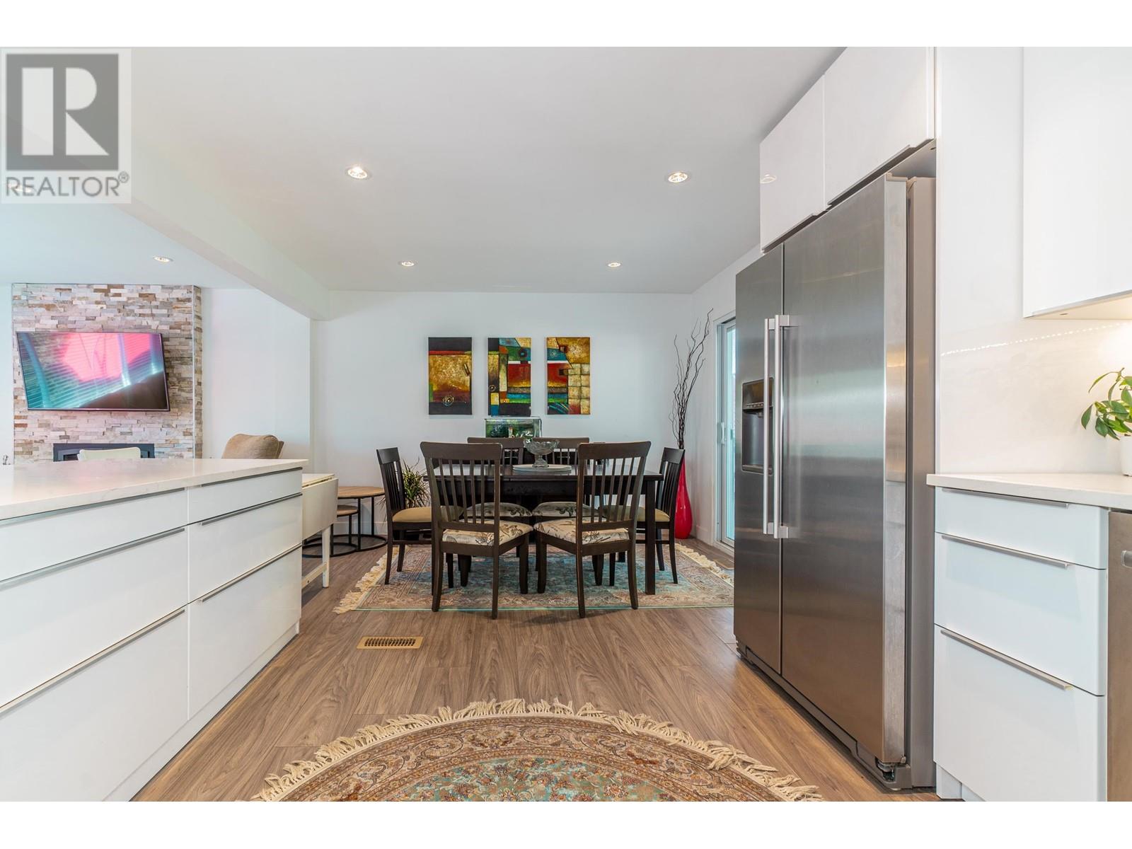 512 W 24th Street, North Vancouver, British Columbia  V7M 2E1 - Photo 16 - R2995741