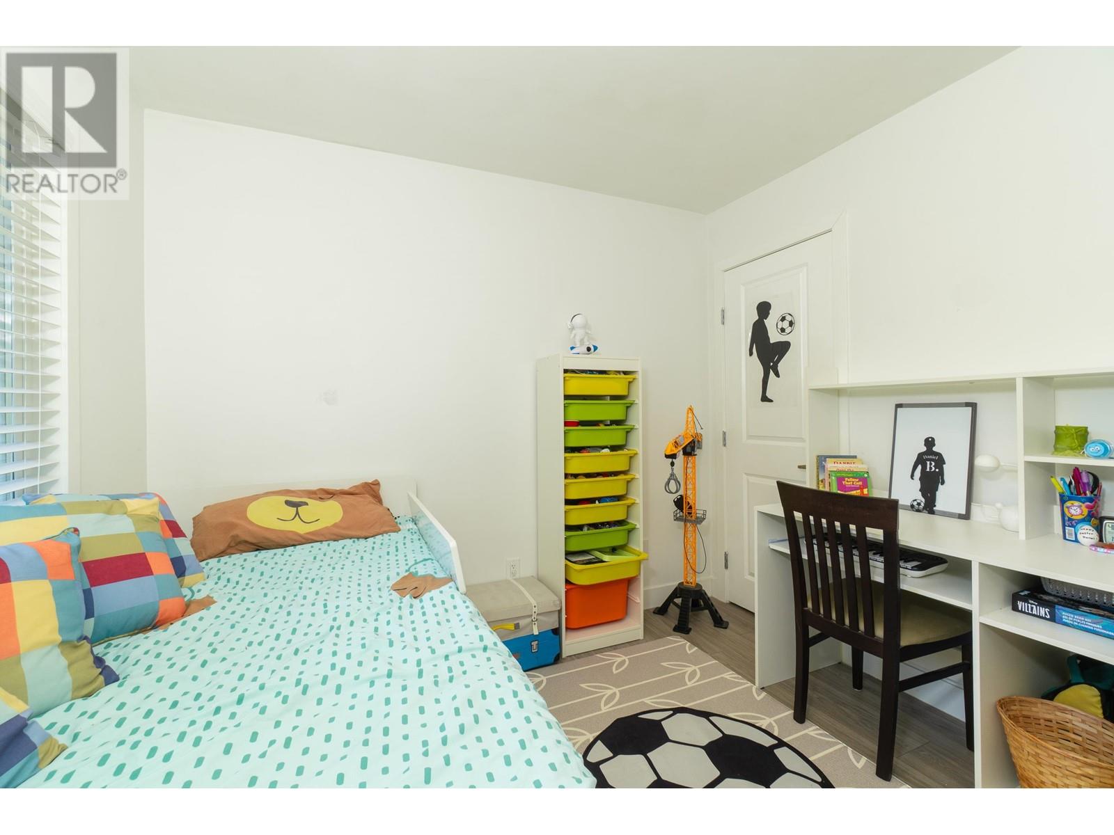 512 W 24th Street, North Vancouver, British Columbia  V7M 2E1 - Photo 24 - R2995741