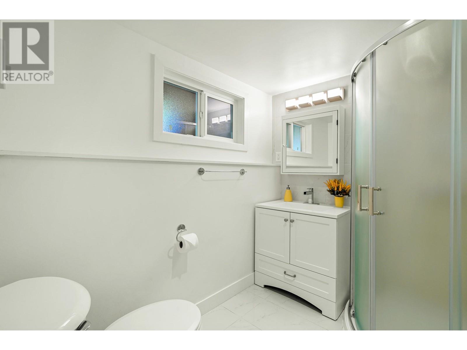 512 W 24th Street, North Vancouver, British Columbia  V7M 2E1 - Photo 27 - R2995741