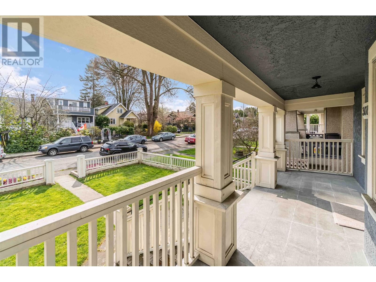Property at 3075 W 5TH AVENUE image 3