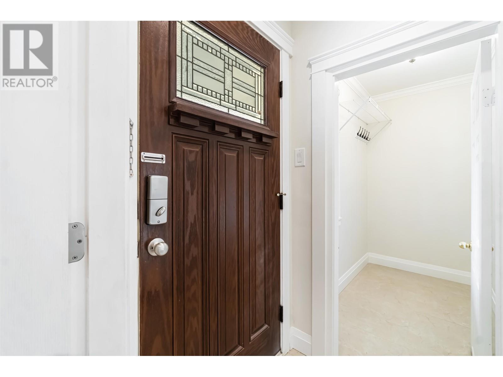 Property at 3075 W 5TH AVENUE image 4