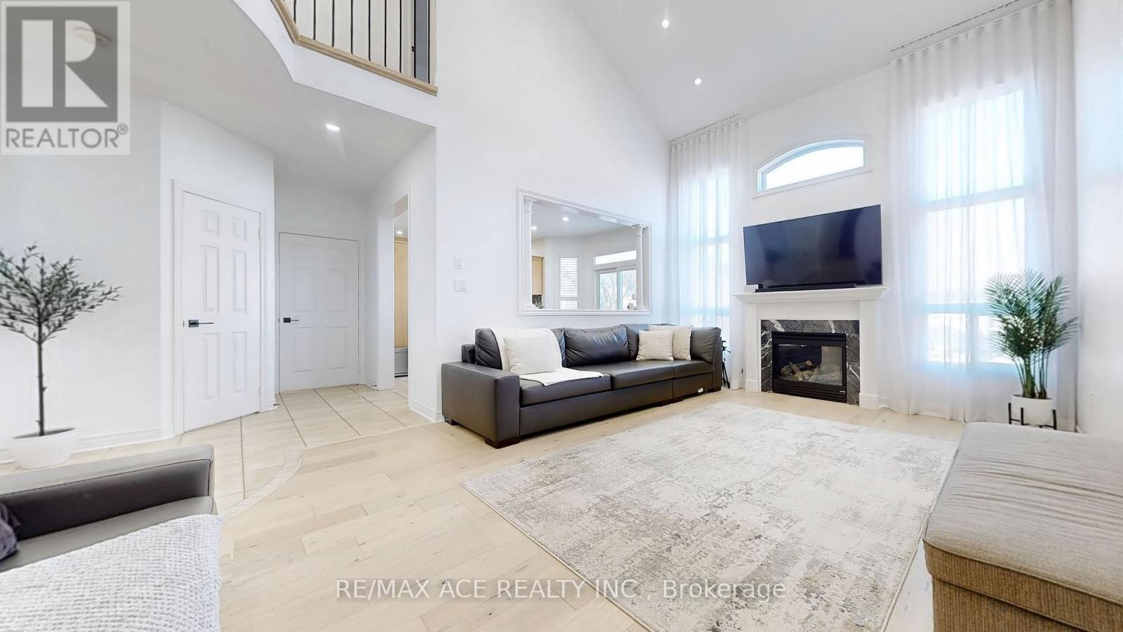 Property at 200 MONTE CARLO DRIVE image 4