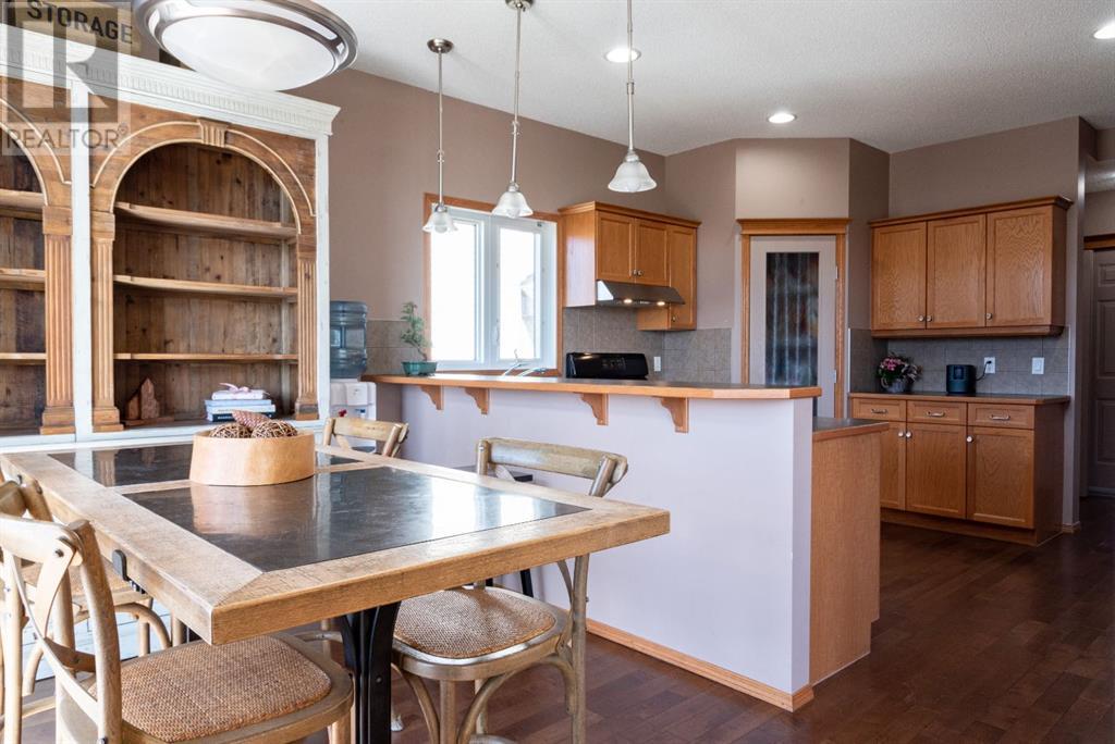 Property at 171 Royal Birch Way NW image 2