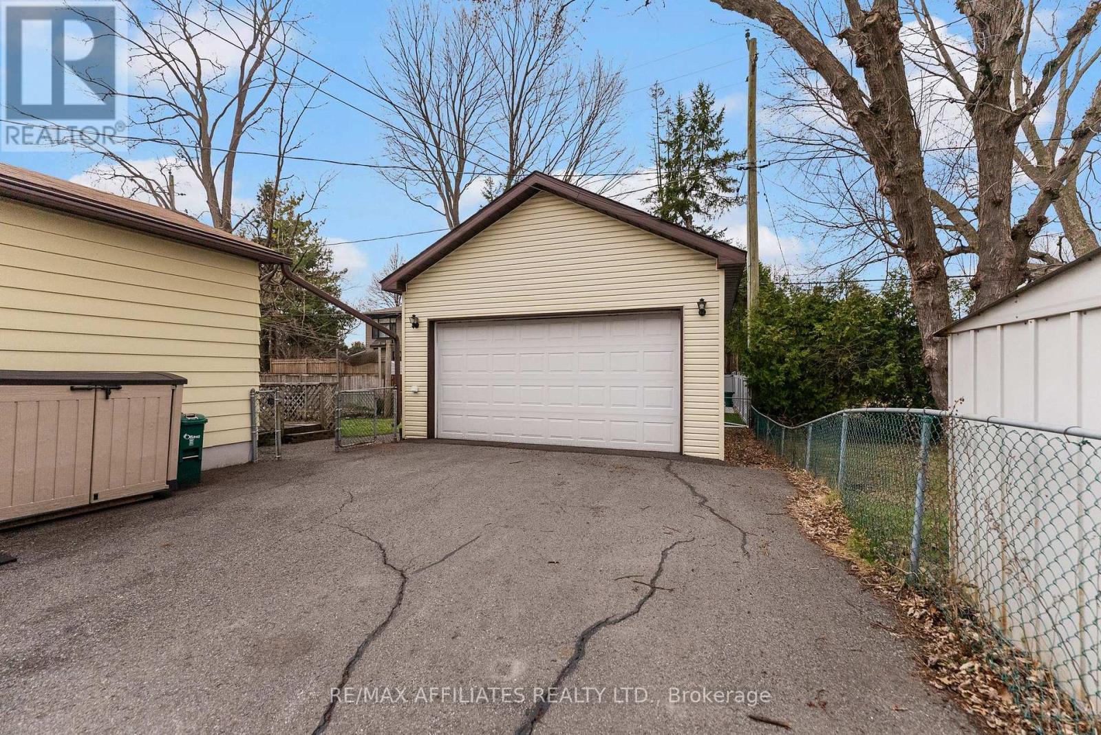 Property at 1206 CHECKERS ROAD image 3