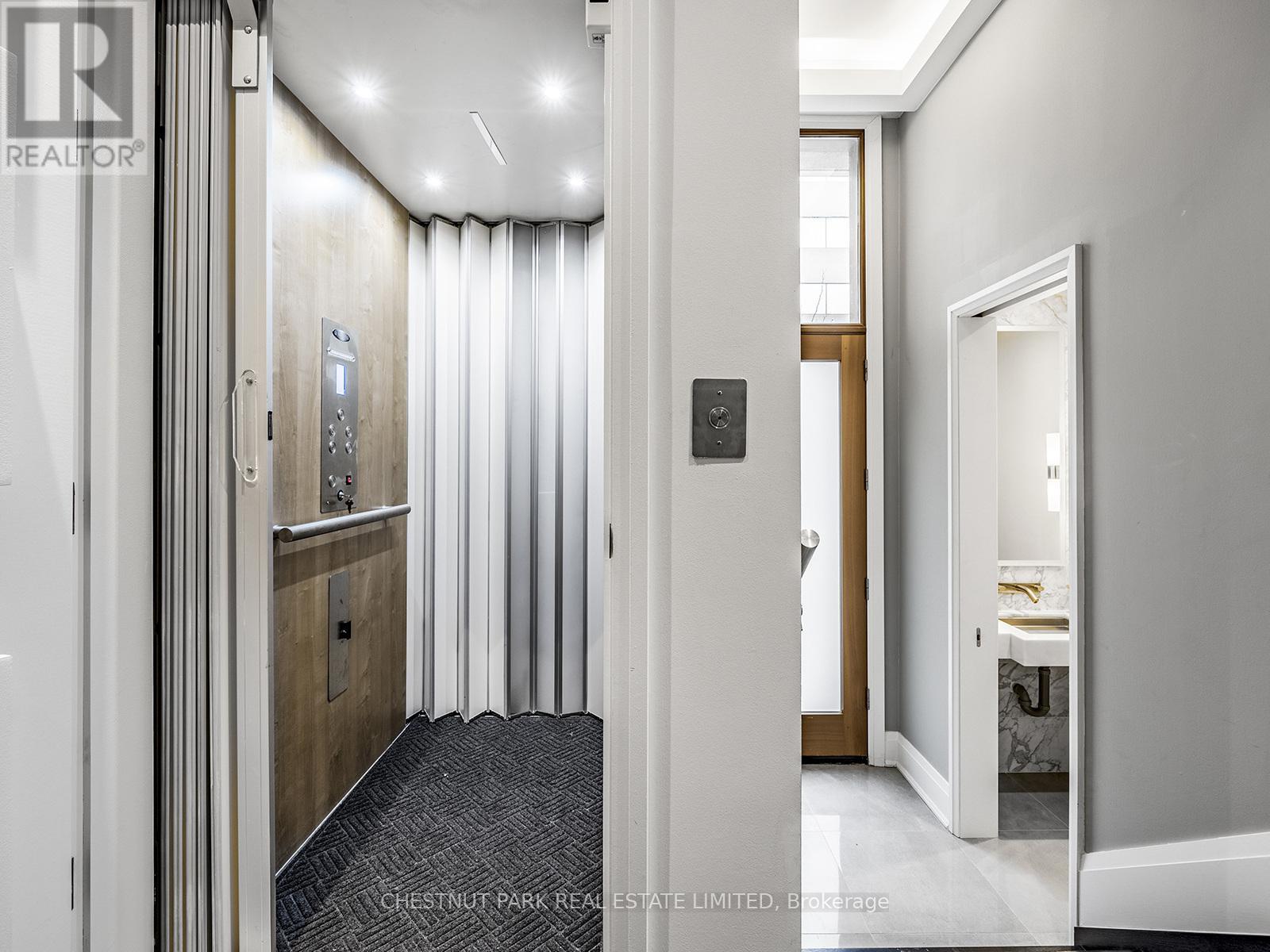 Property at 11 - 1074 BAY STREET image 4