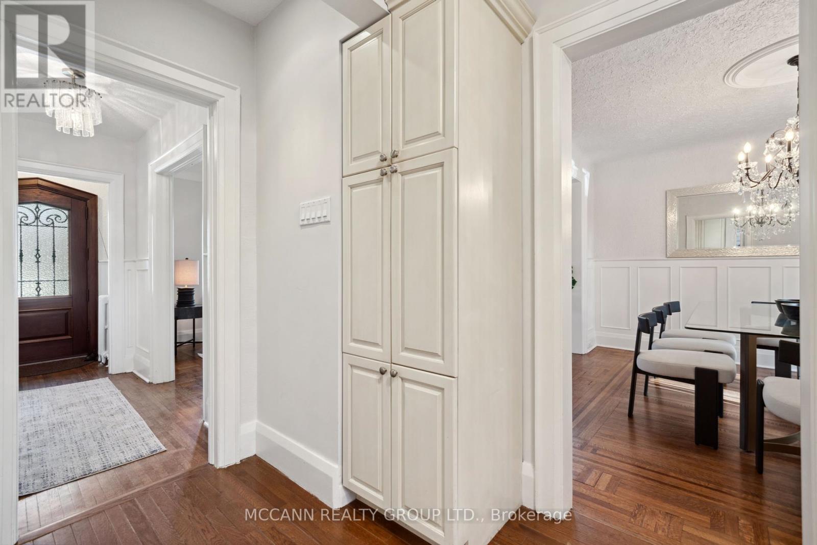 251 Wanless Avenue, Toronto, Ontario  M4N 1W5 - Photo 14 - C12110975