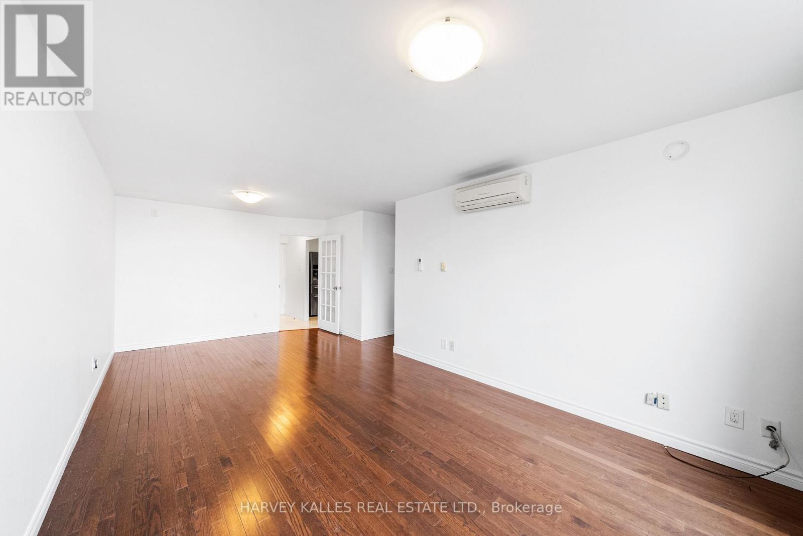 Property at 228 - 3765 SHEPPARD AVENUE E image 5