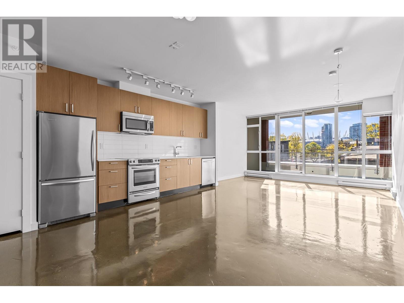 Listing Picture 6 of 28 : 306 221 UNION STREET, Vancouver / 溫哥華 - 魯藝地產 Yvonne Lu Group - MLS Medallion Club Member