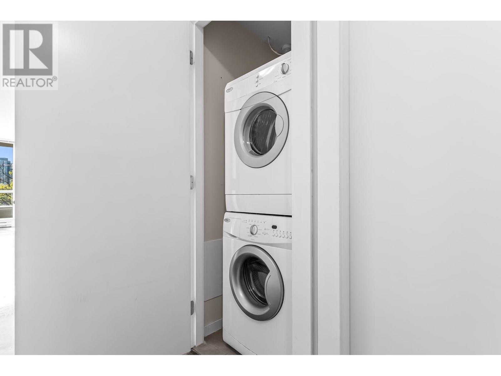 Listing Picture 20 of 28 : 306 221 UNION STREET, Vancouver / 溫哥華 - 魯藝地產 Yvonne Lu Group - MLS Medallion Club Member