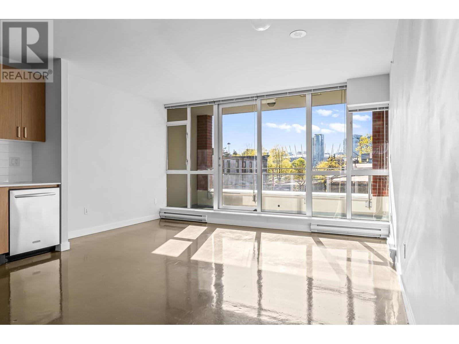 Listing Picture 14 of 28 : 306 221 UNION STREET, Vancouver / 溫哥華 - 魯藝地產 Yvonne Lu Group - MLS Medallion Club Member