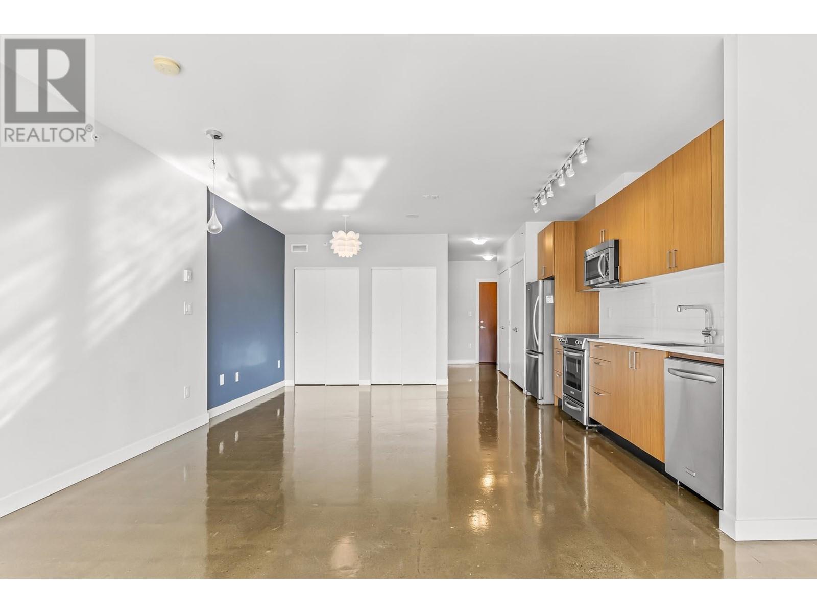 Listing Picture 11 of 28 : 306 221 UNION STREET, Vancouver / 溫哥華 - 魯藝地產 Yvonne Lu Group - MLS Medallion Club Member