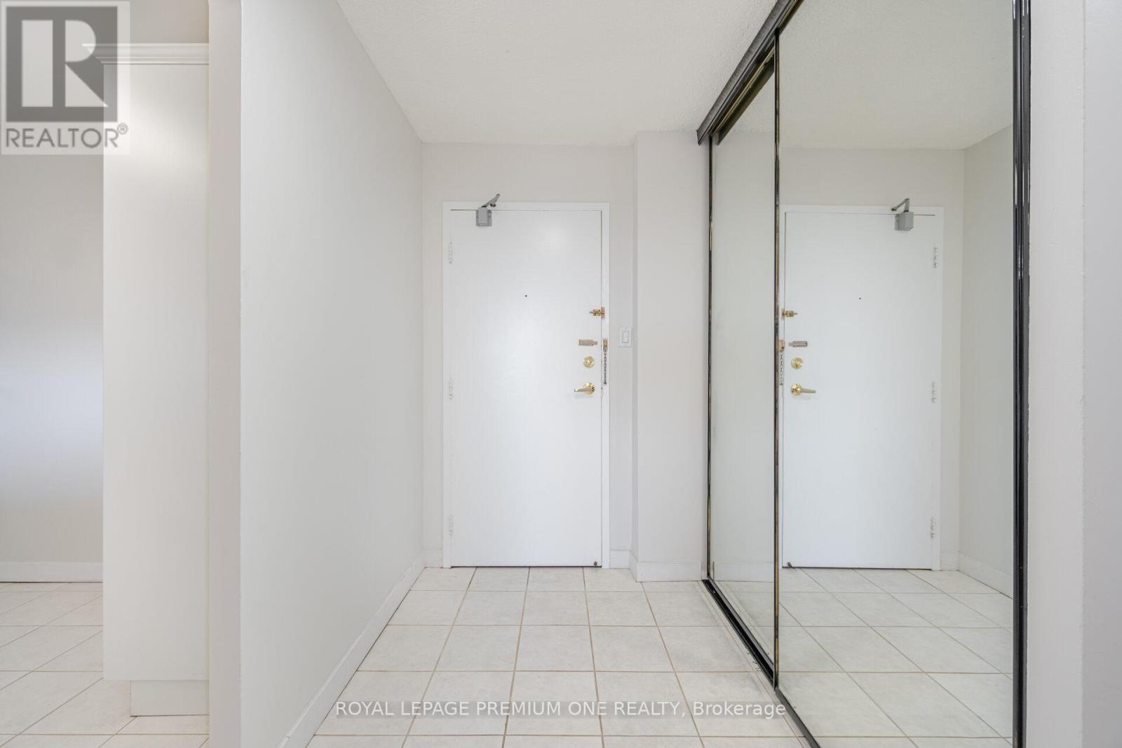 310 - 236 Albion Road, Toronto, Ontario  M9W 6A6 - Photo 7 - W12110981