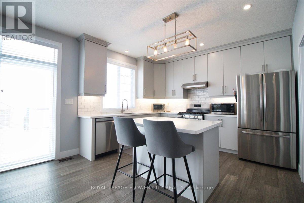 58 Sleepy Meadow Drive, Chatham-Kent (Blenheim), Ontario  N0P 1A0 - Photo 8 - X12110838