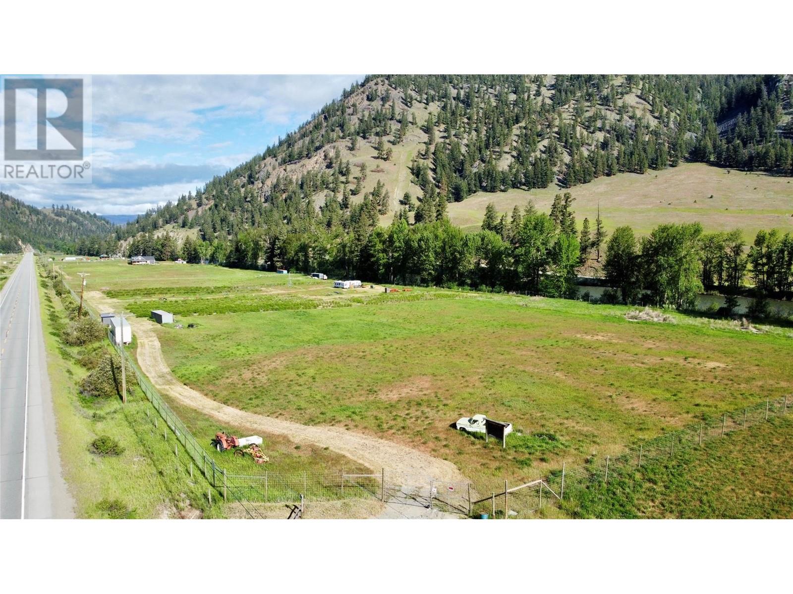 Property at 786 Highway 3 image 5