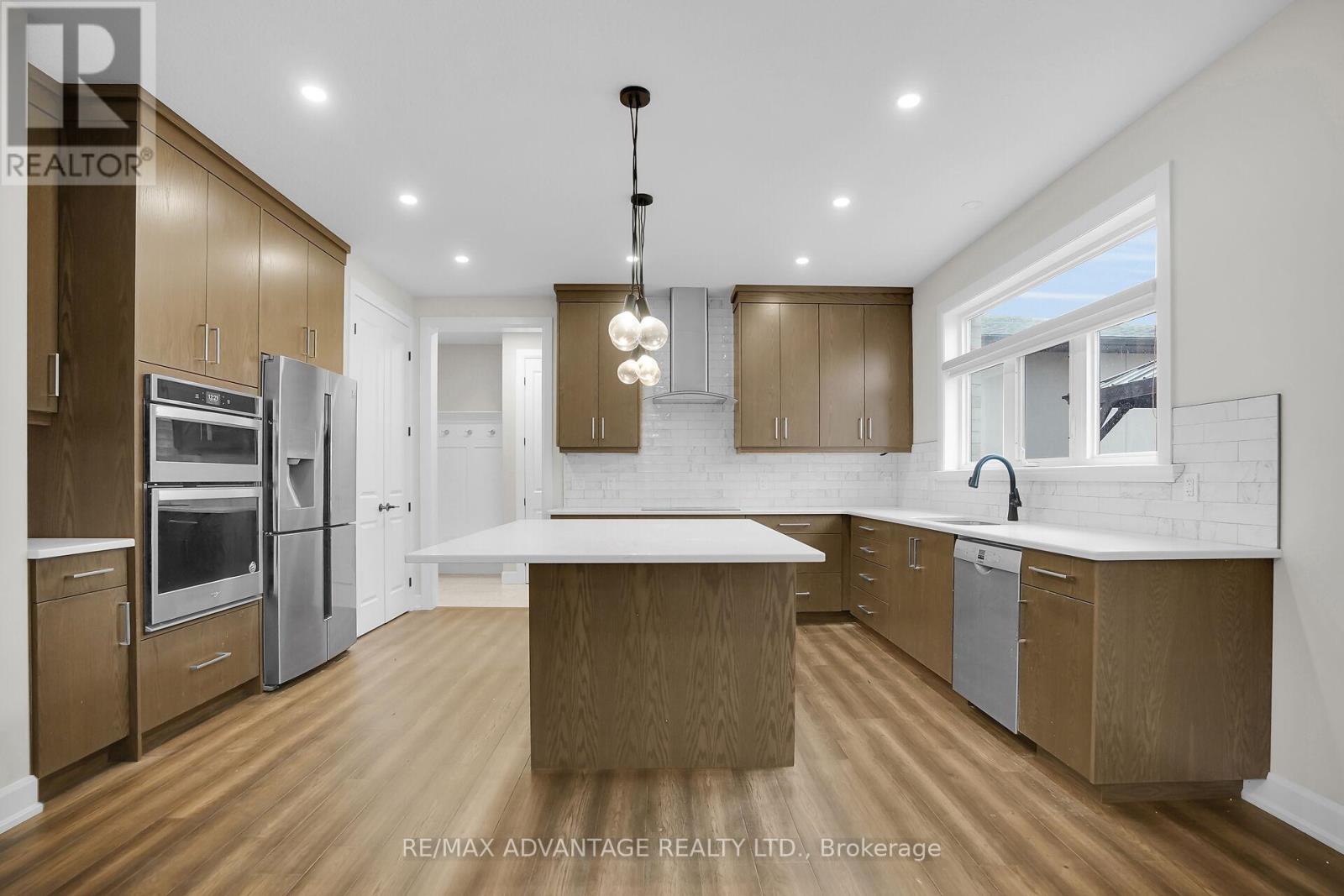 6416 Old Garrison Boulevard, London South, Ontario  N6P 0G2 - Photo 11 - X12111019