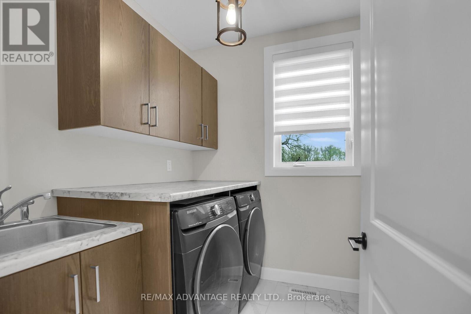 6416 Old Garrison Boulevard, London South, Ontario  N6P 0G2 - Photo 21 - X12111019