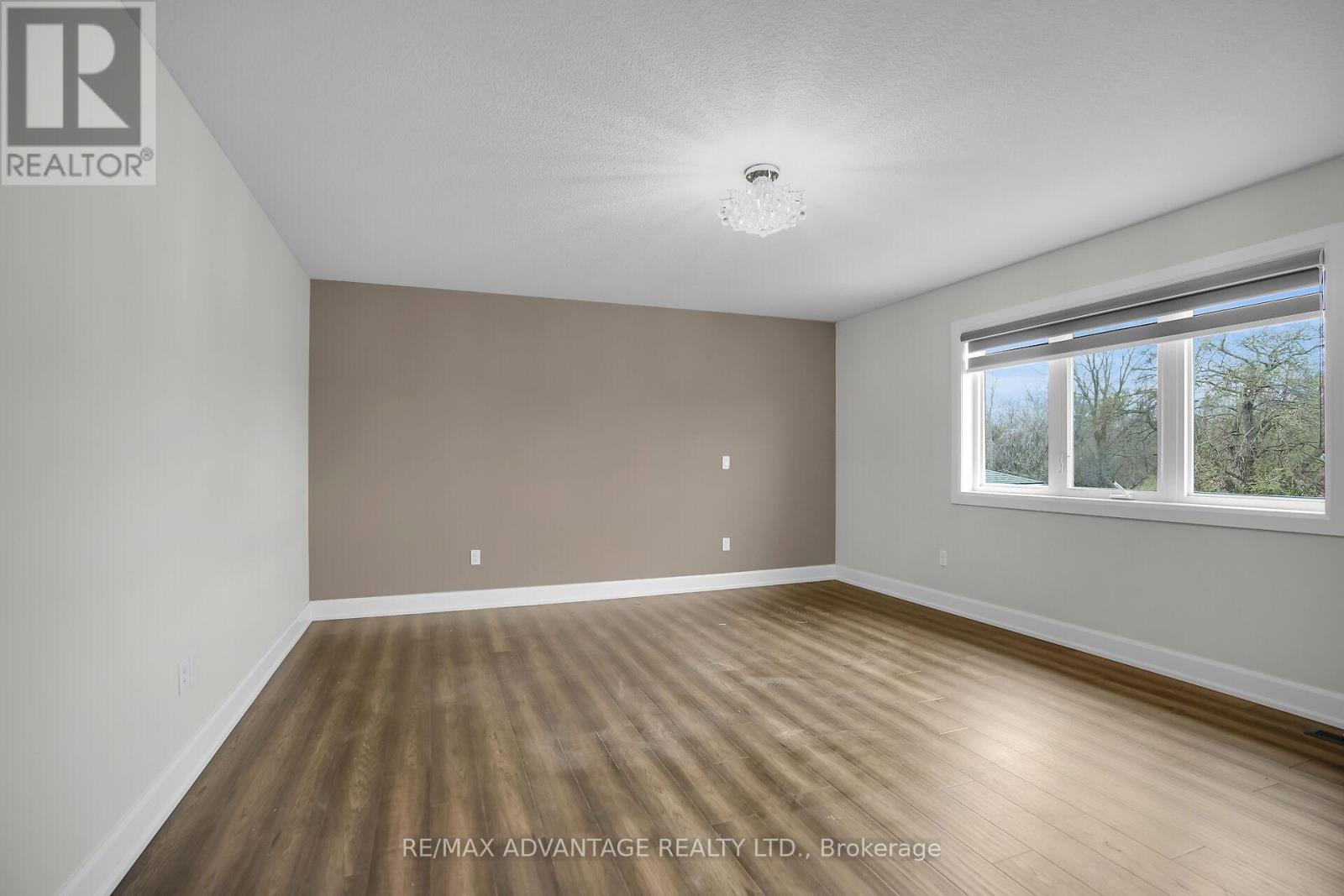 6416 Old Garrison Boulevard, London South, Ontario  N6P 0G2 - Photo 23 - X12111019
