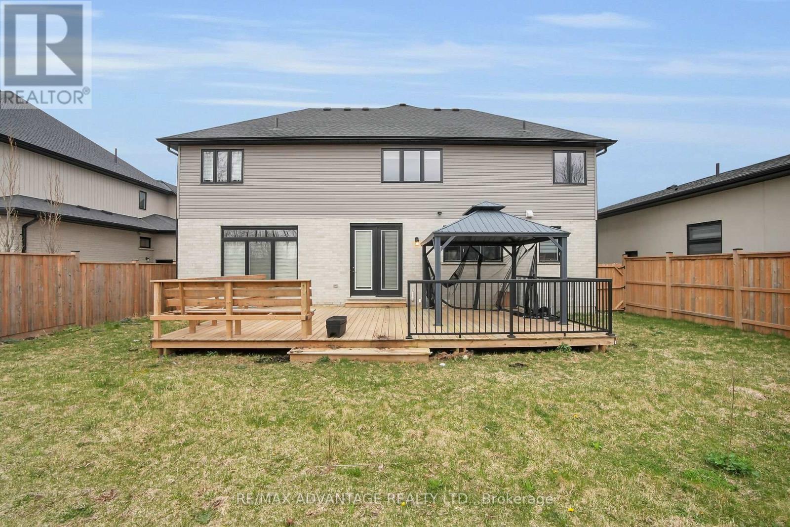 6416 Old Garrison Boulevard, London South, Ontario  N6P 0G2 - Photo 43 - X12111019