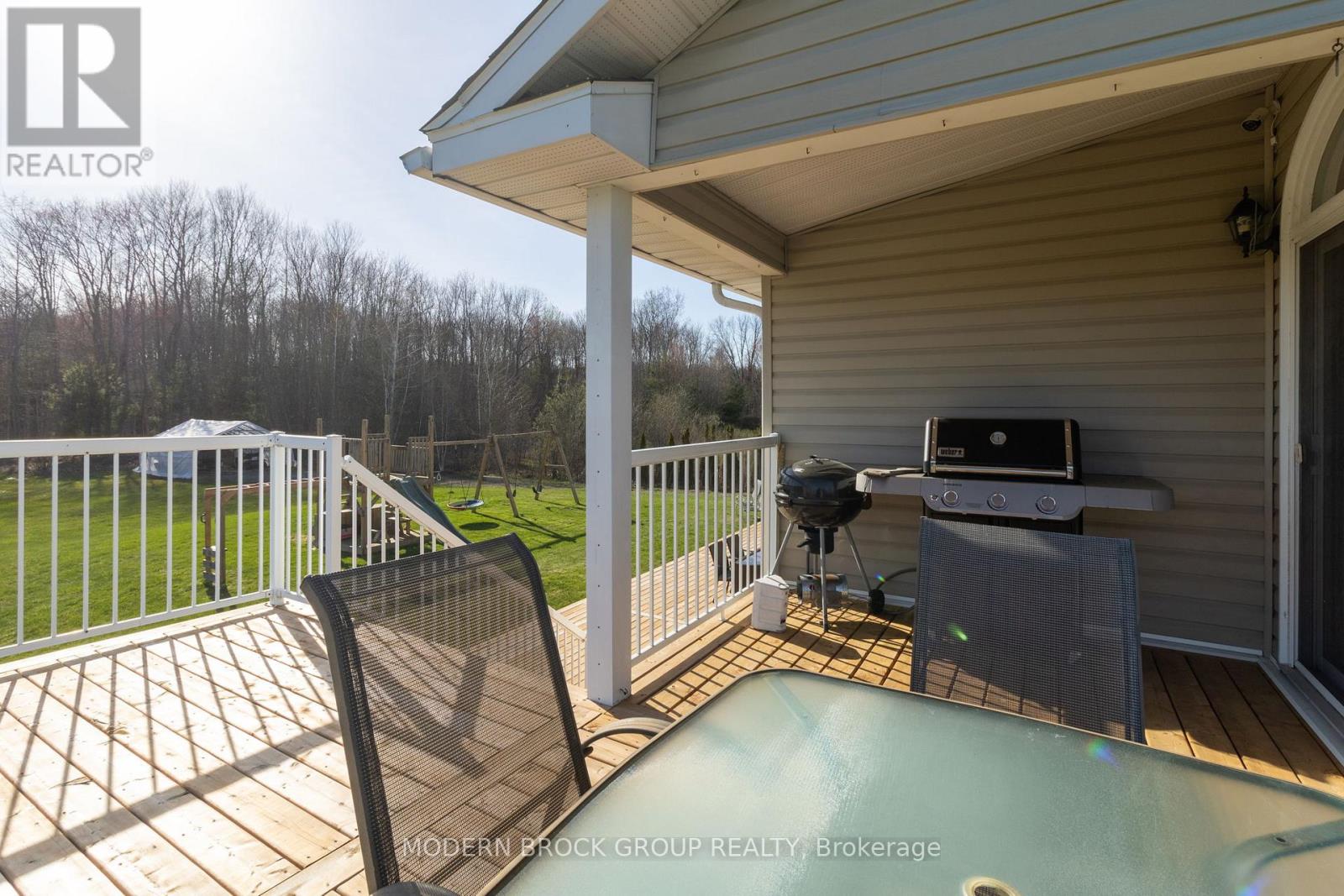 Property at 1444 MAPLEWOOD DRIVE image 5