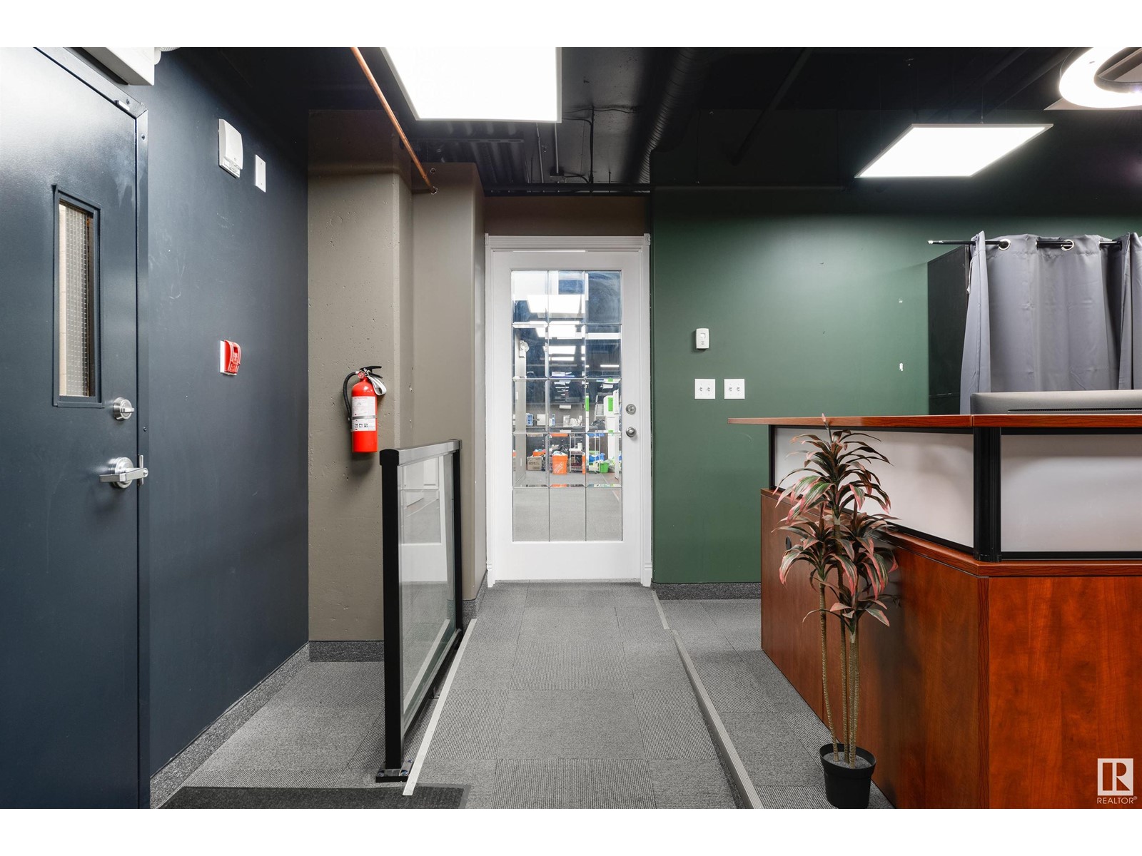 #401 10154 104 St Nw, Edmonton, Alberta  T5J 1A7 - Photo 13 - E4433303