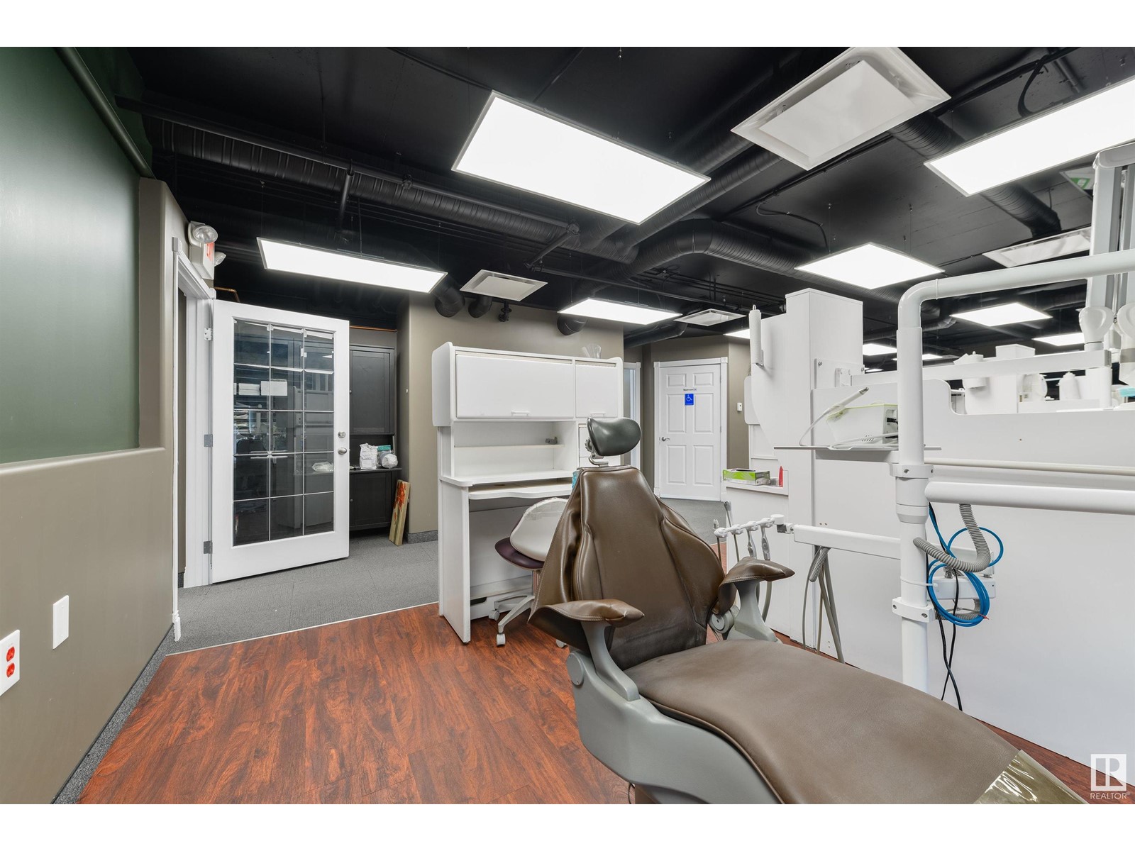 #401 10154 104 St Nw, Edmonton, Alberta  T5J 1A7 - Photo 23 - E4433303