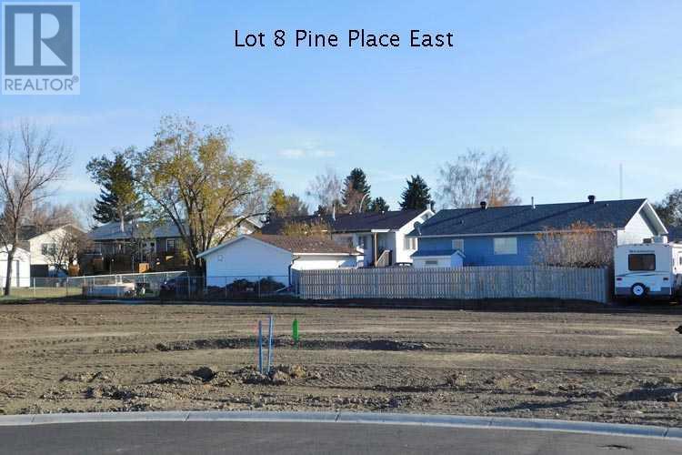 8 Pine Place E, Claresholm, Alberta  T0L 0T0 - Photo 1 - A2176930