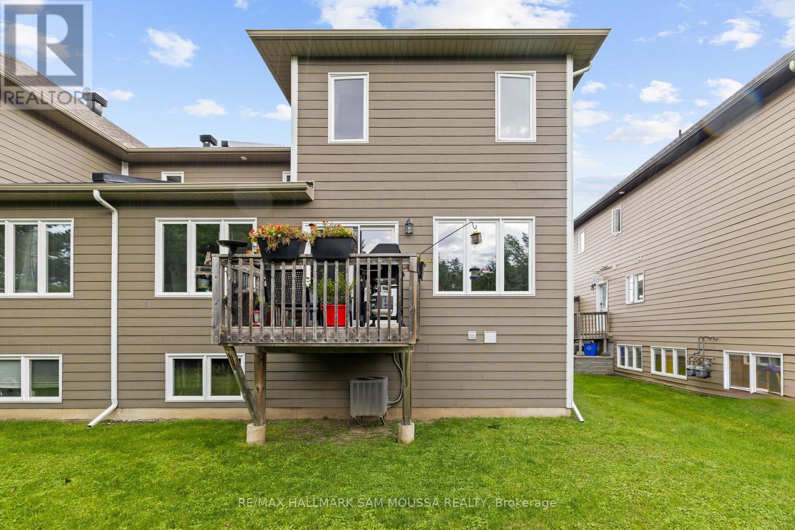 1176 South Russell Road, Russell, Ontario  K4R 1B2 - Photo 38 - X12111082