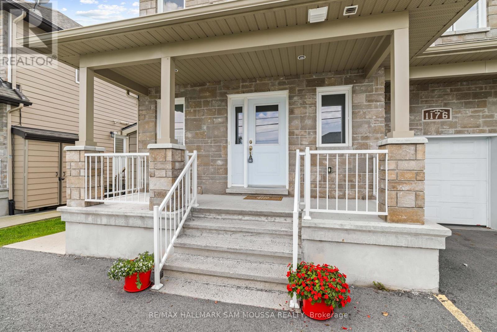 Property at 1176 SOUTH RUSSELL ROAD image 5