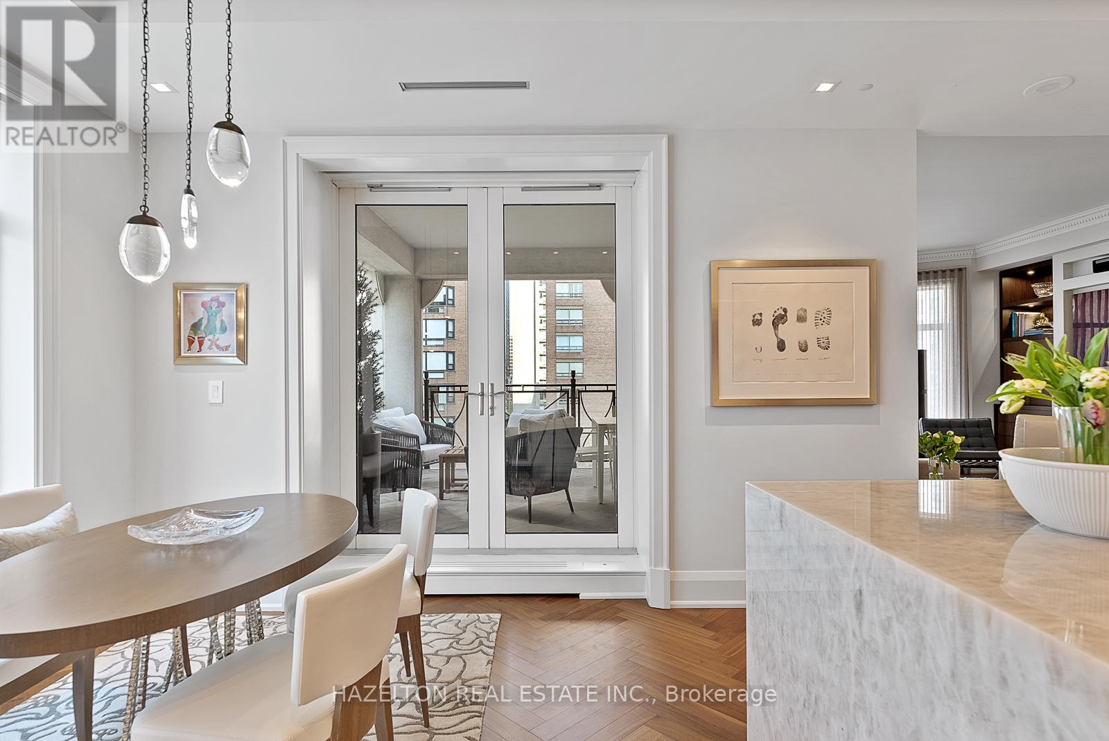 7d - 1 St Thomas Street, Toronto, Ontario  M5S 3M5 - Photo 11 - C12111032