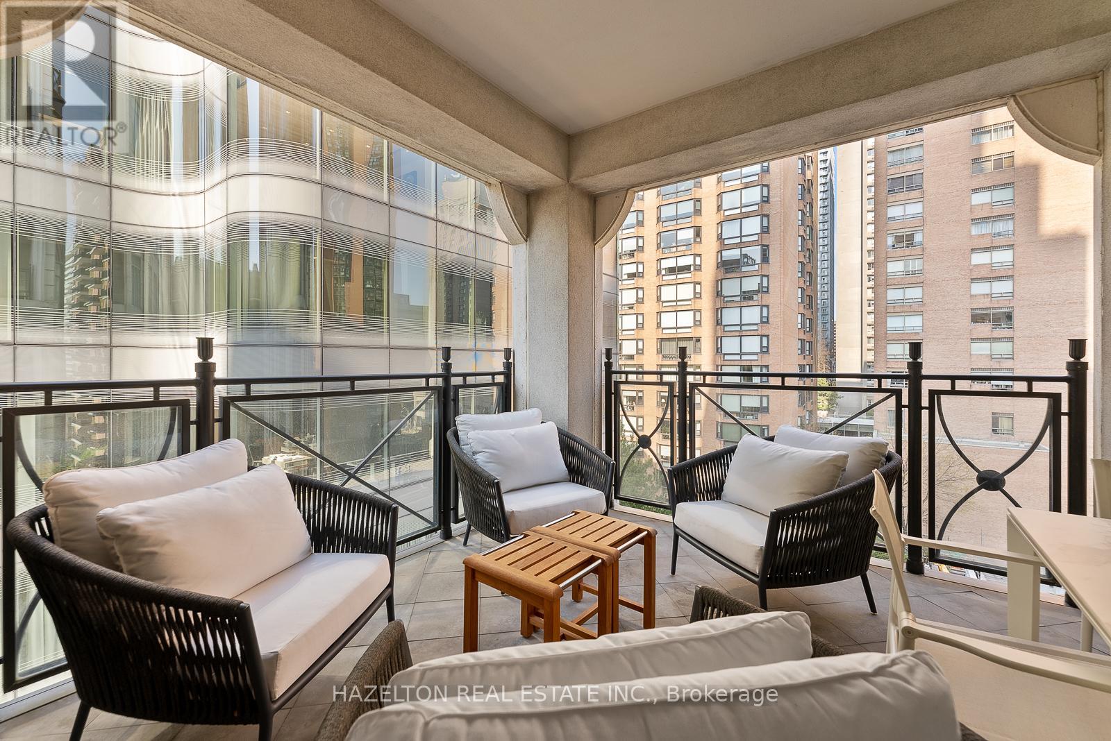 7d - 1 St Thomas Street, Toronto, Ontario  M5S 3M5 - Photo 23 - C12111032