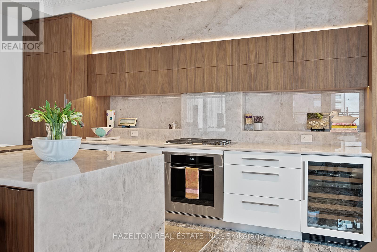 7d - 1 St Thomas Street, Toronto, Ontario  M5S 3M5 - Photo 5 - C12111032