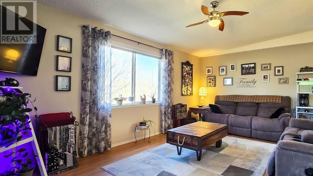 3078, 25074 South Pine Lake Road, Rural Red Deer County, Alberta  T0M 1R0 - Photo 11 - A2215254