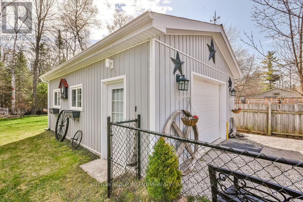 Property at 1057 FERRIER AVENUE image 3