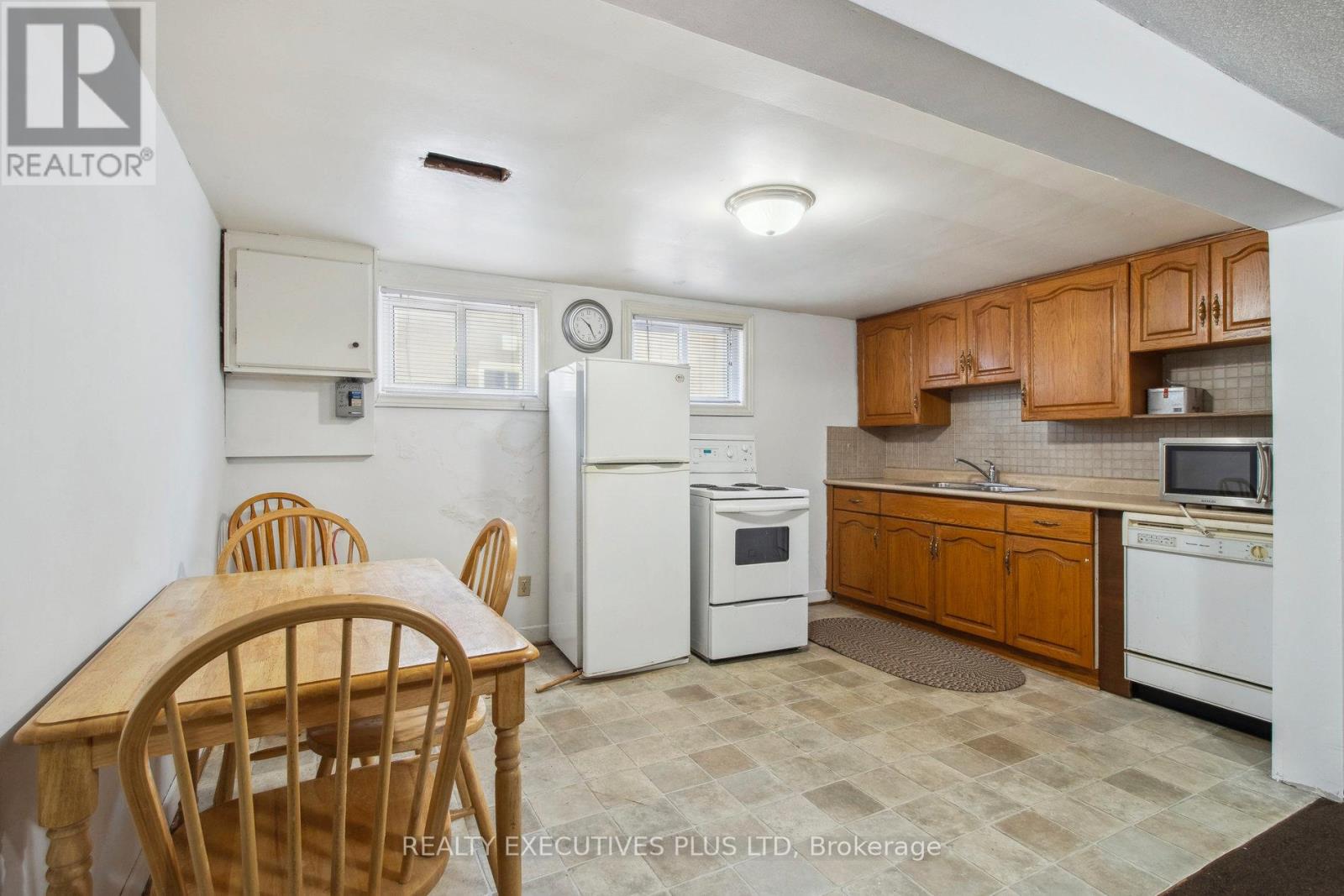 10 Bemberg Court, Toronto, Ontario  M9W 3V5 - Photo 20 - W12073665