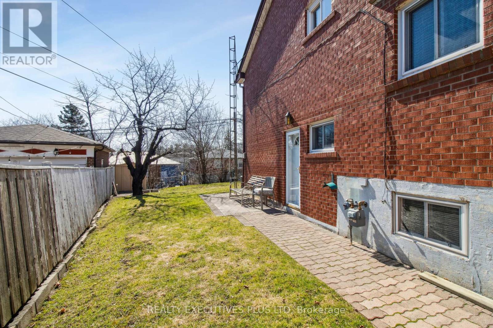 10 Bemberg Court, Toronto, Ontario  M9W 3V5 - Photo 22 - W12073665
