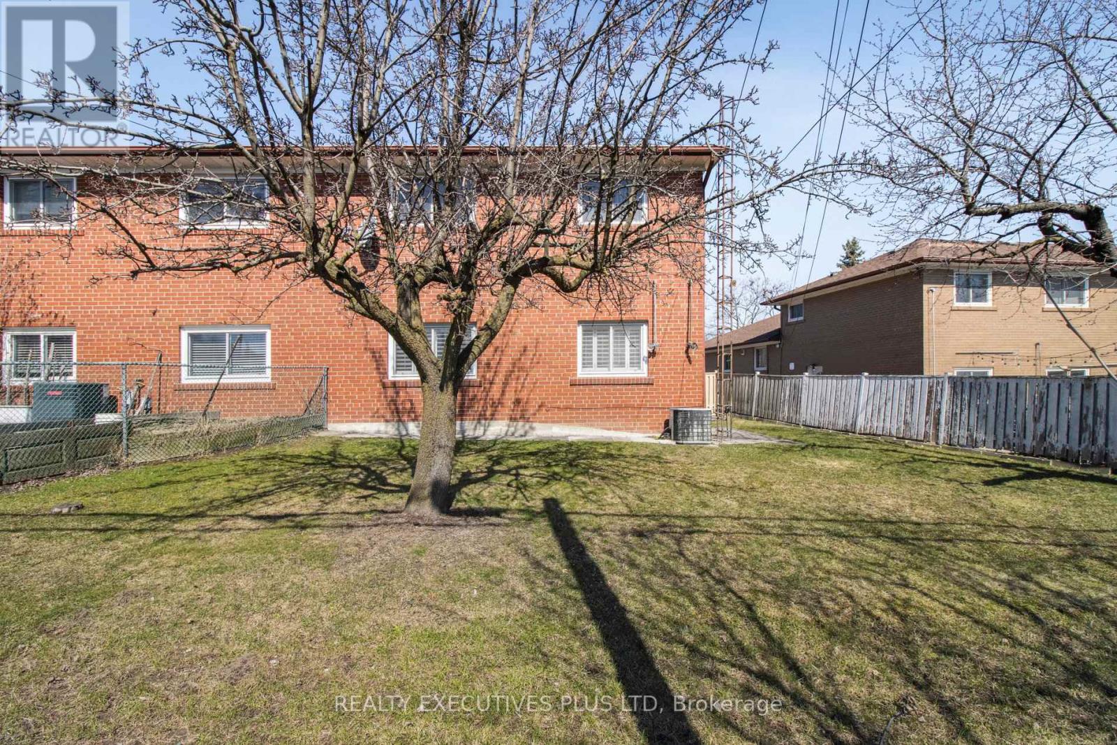 10 Bemberg Court, Toronto, Ontario  M9W 3V5 - Photo 26 - W12073665