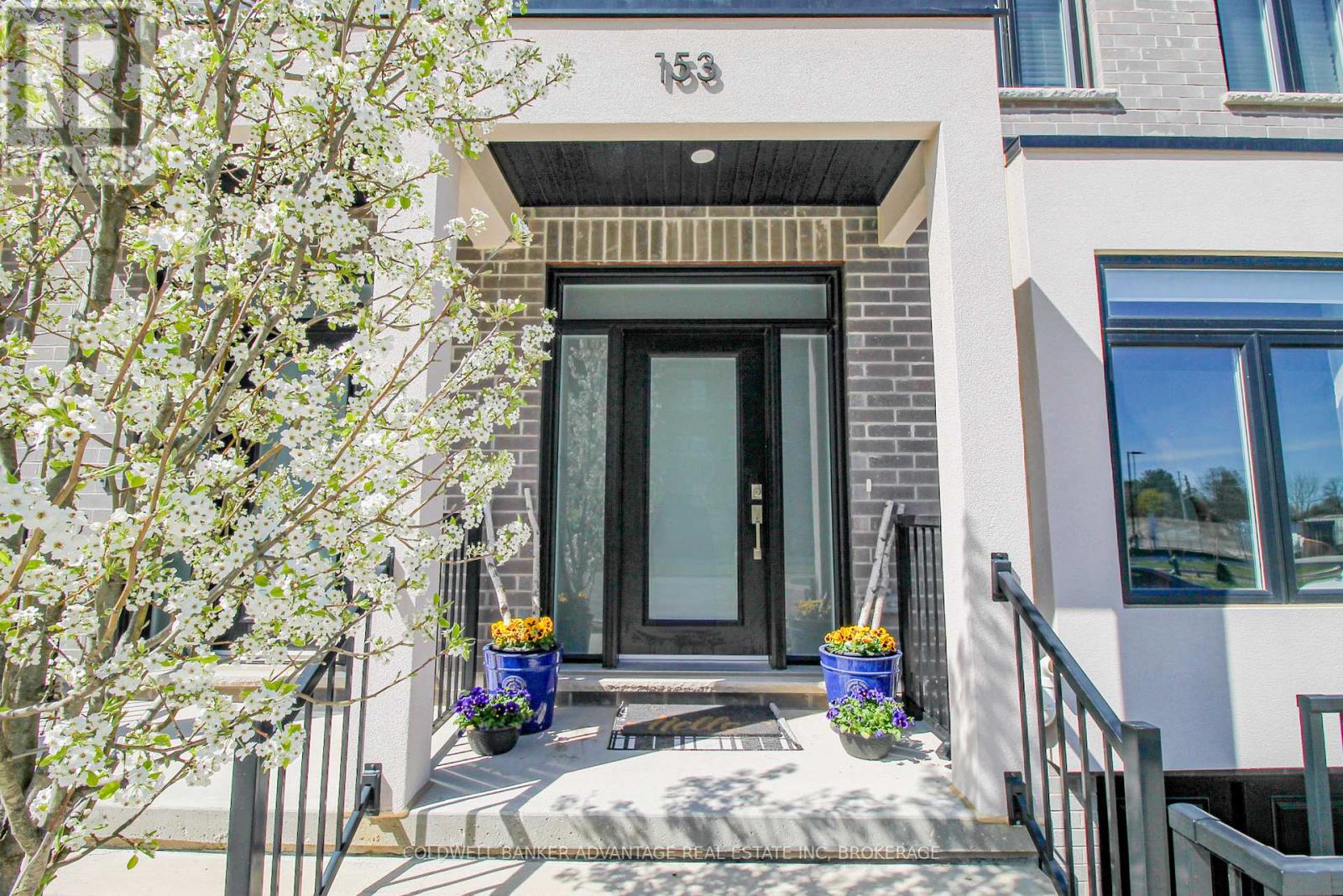 Property at 153 SUMMERSIDES BOULEVARD image 5
