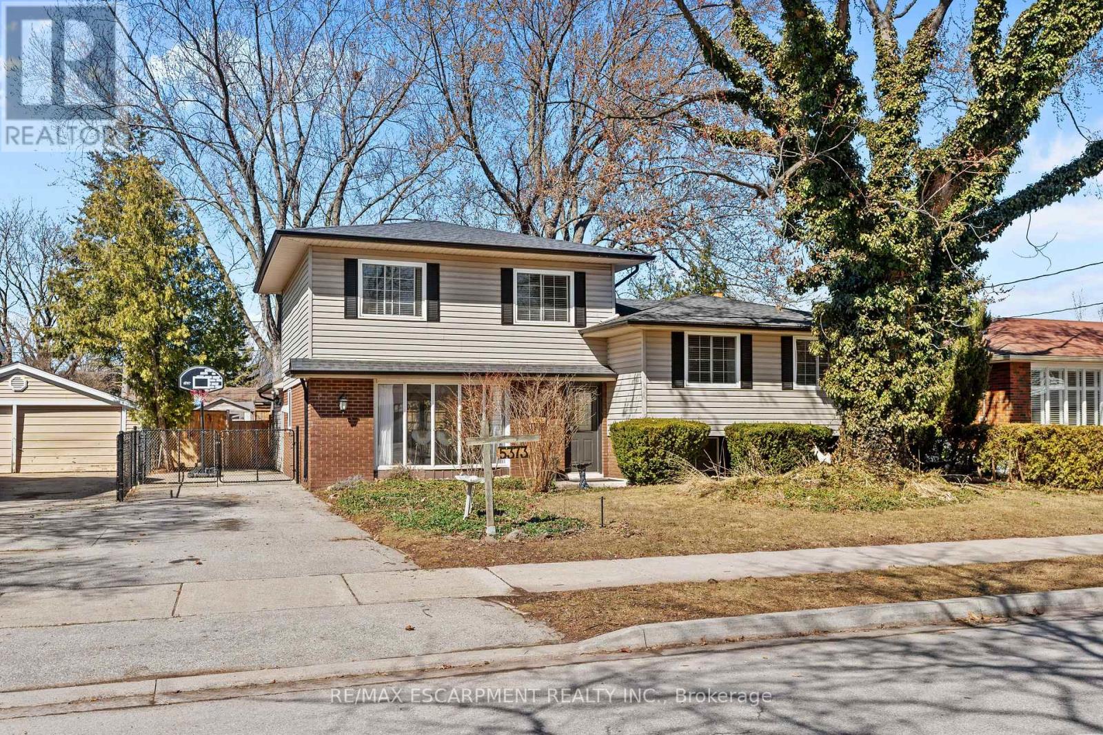 5373 SPRUCE AVENUE, burlington (appleby), Ontario