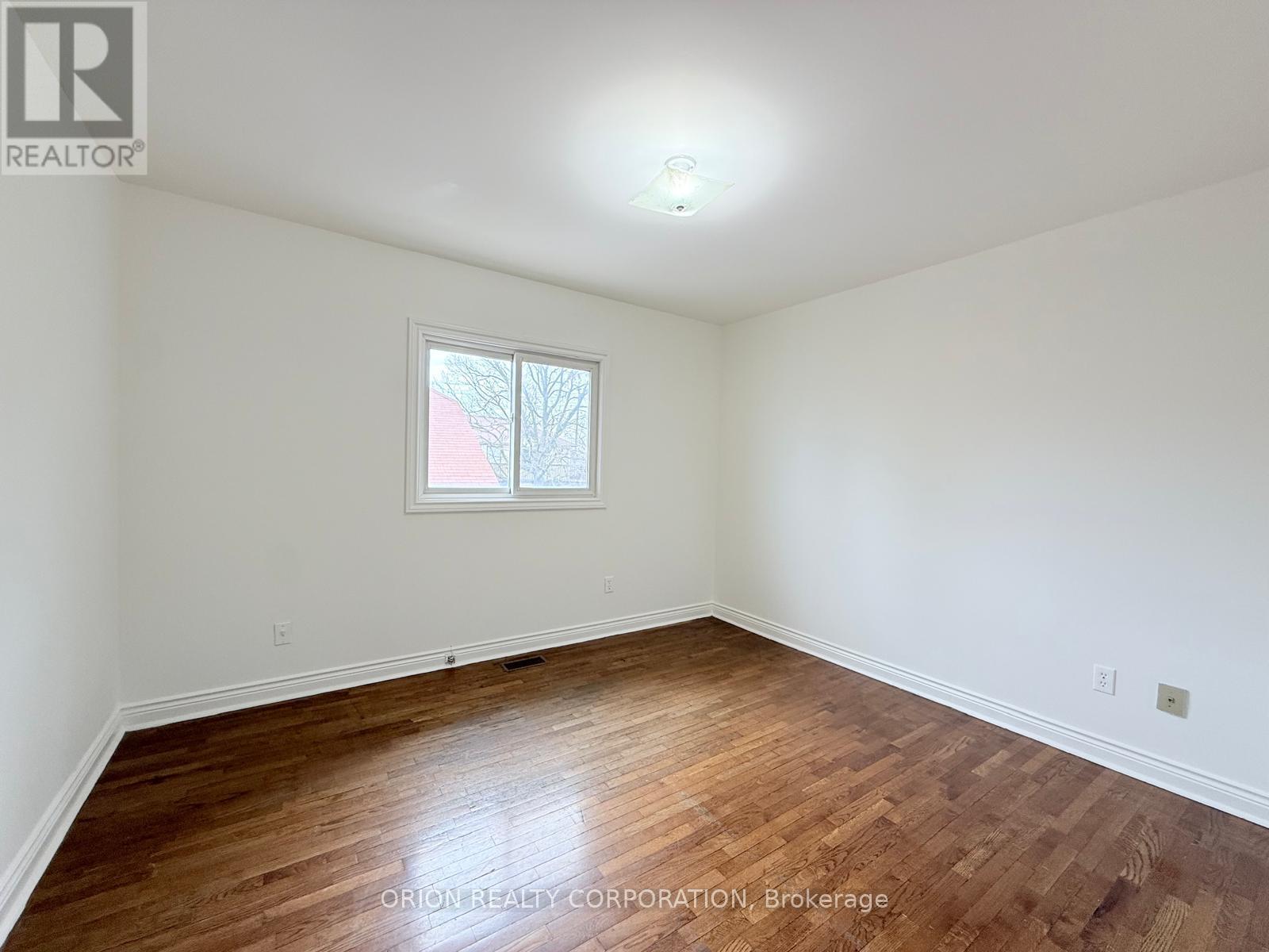 Upper - 274 Viewmount Avenue, Toronto, Ontario  M6B 1V2 - Photo 27 - W12111112