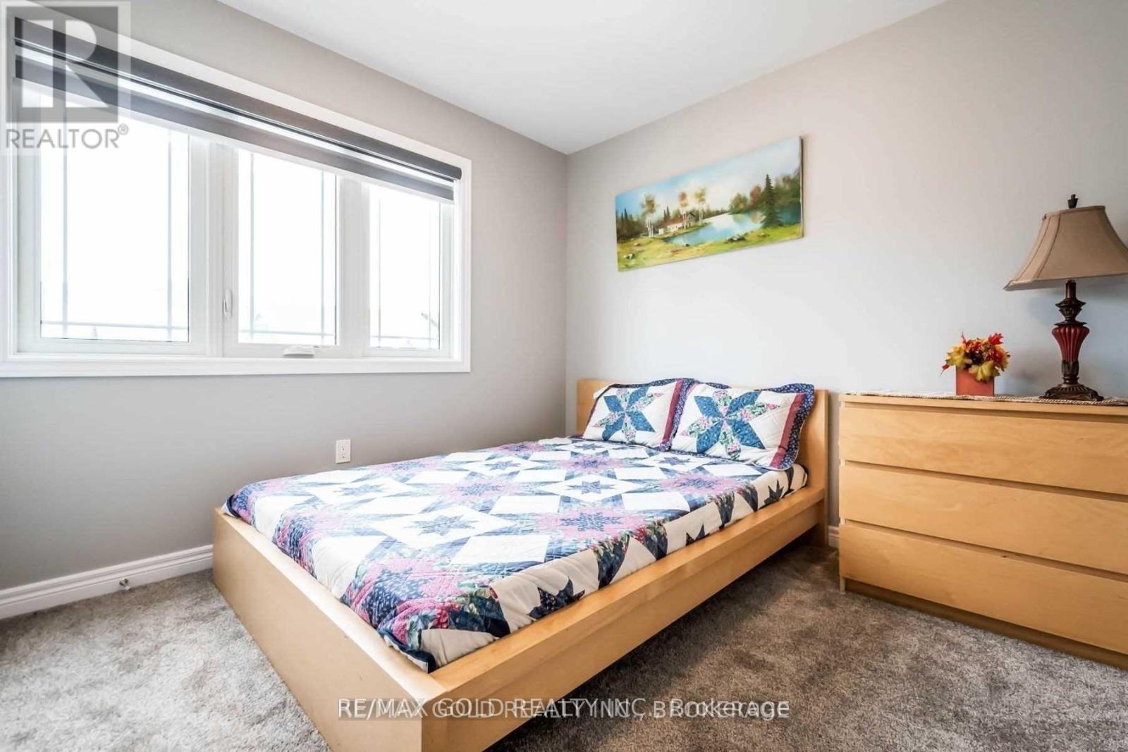10 Thomas Burns Common, St. Catharines, Ontario  L2N 0B1 - Photo 13 - X12111011