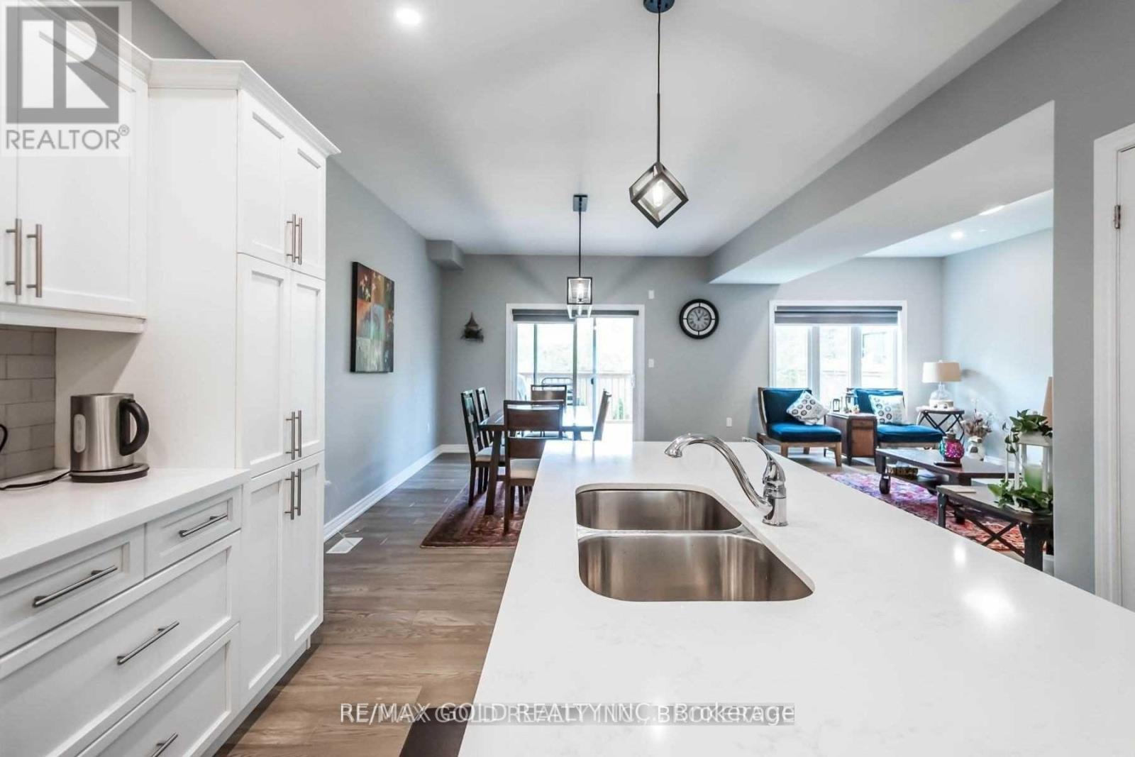 10 Thomas Burns Common, St. Catharines, Ontario  L2N 0B1 - Photo 8 - X12111011