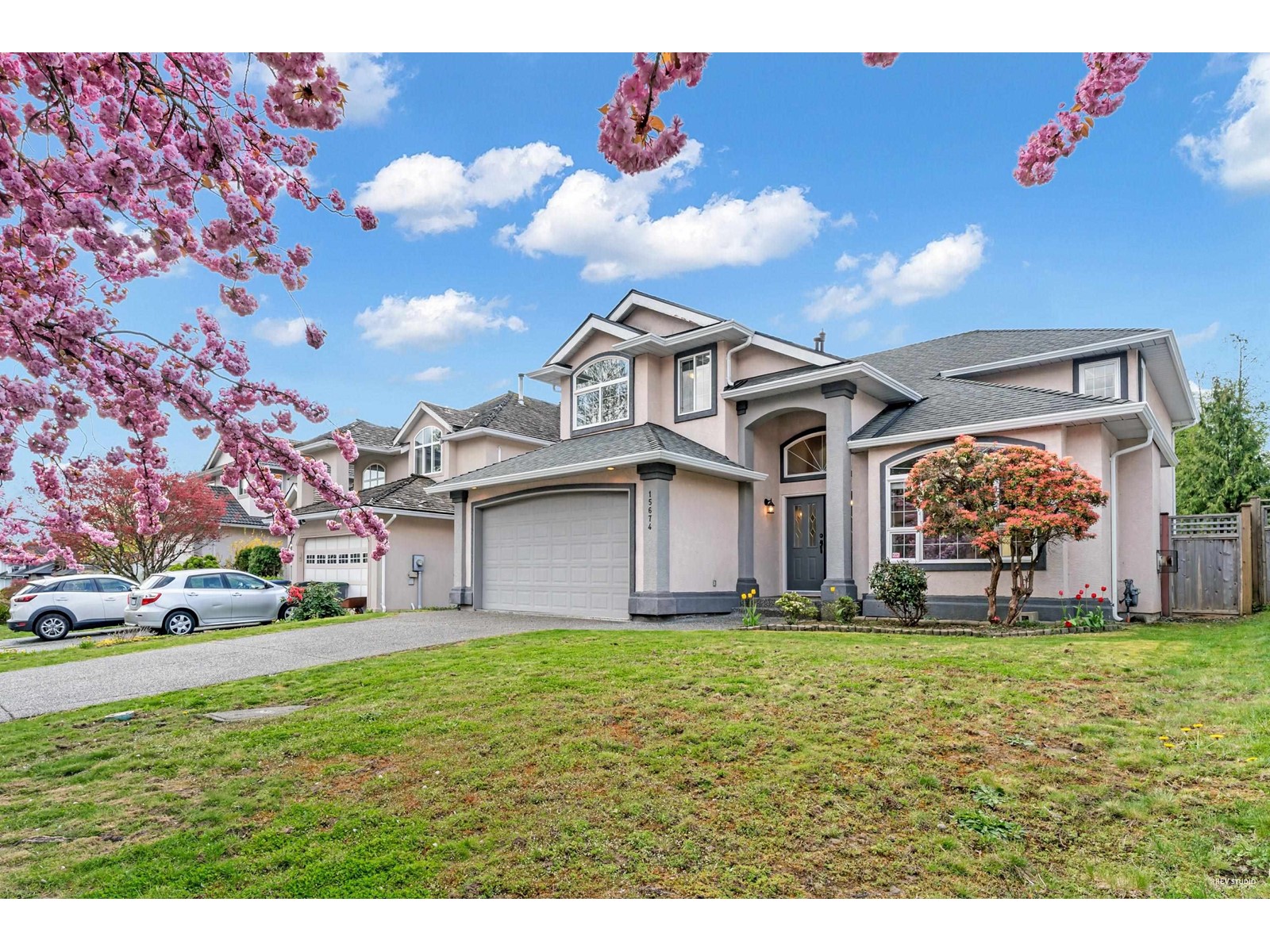 Property at 15674 101A AVENUE image 2