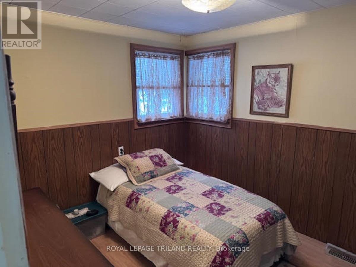 558 Crumlin Side Road, London East, Ontario  N6M 1H4 - Photo 4 - X11976955