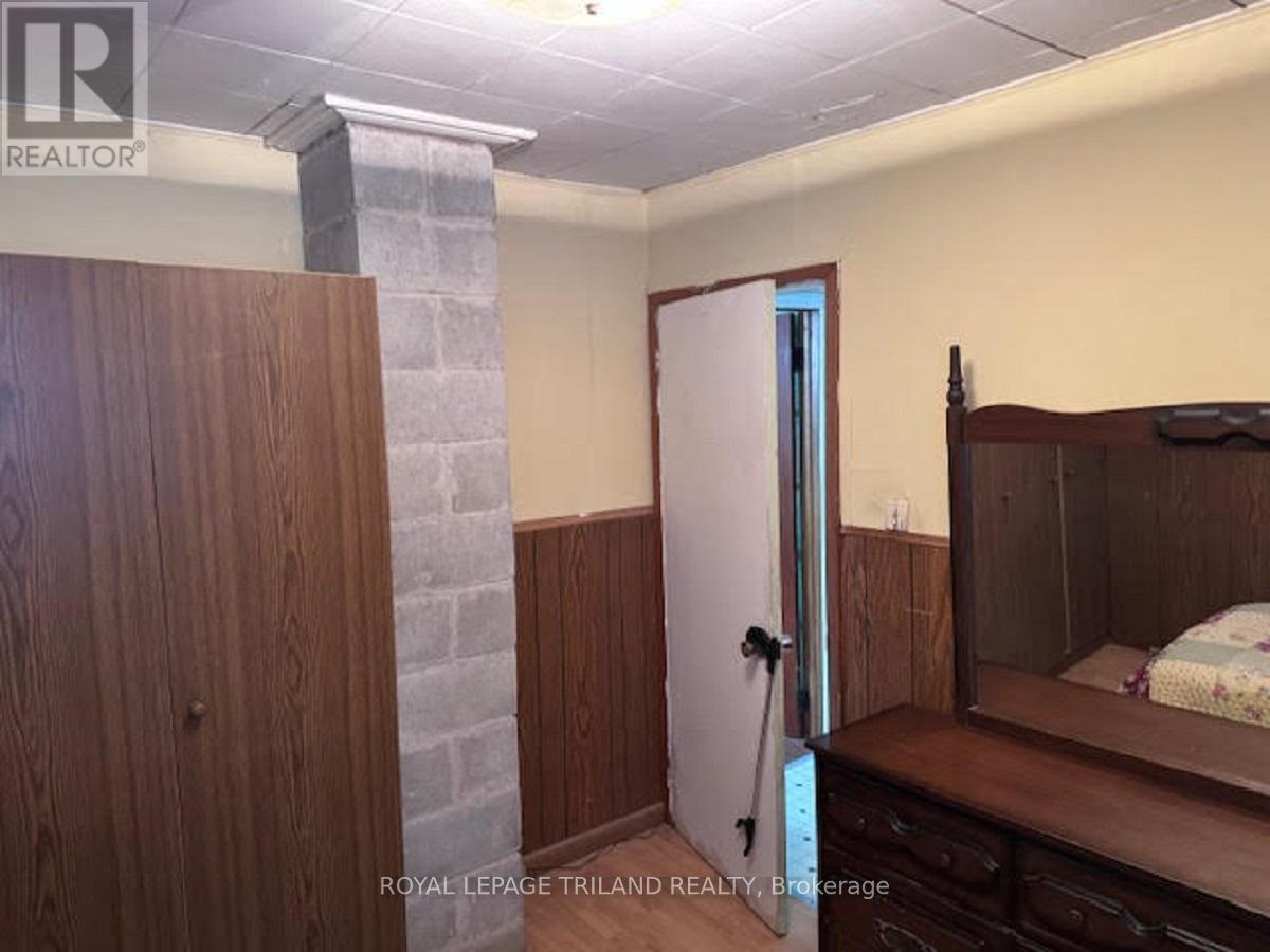558 Crumlin Side Road, London East, Ontario  N6M 1H4 - Photo 6 - X11976958